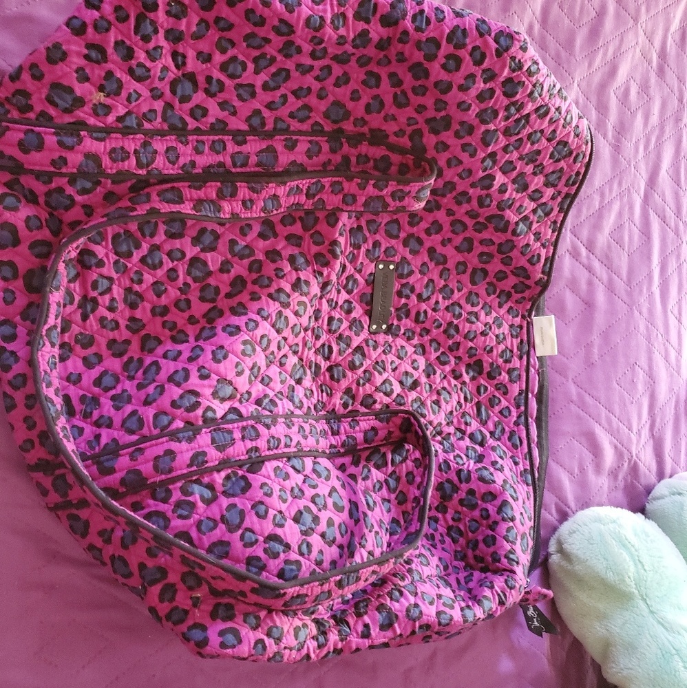 Vera Bradley bag large in size